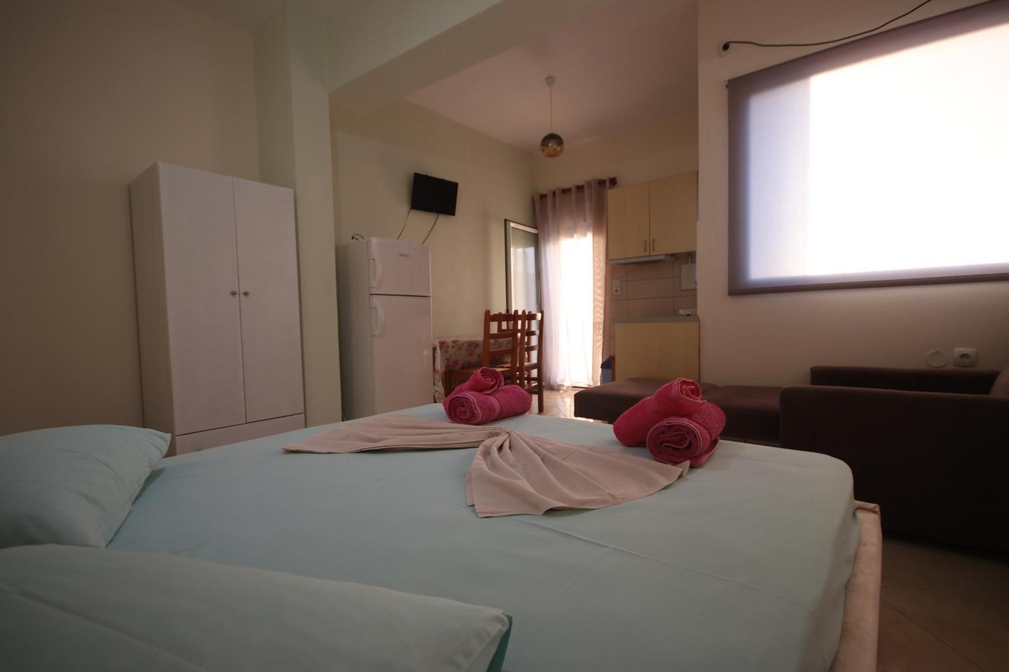 Rooms With View ฮีมาเรอ ภายนอก รูปภาพ