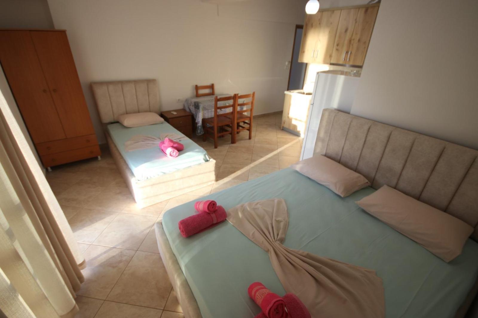 Rooms With View ฮีมาเรอ ภายนอก รูปภาพ